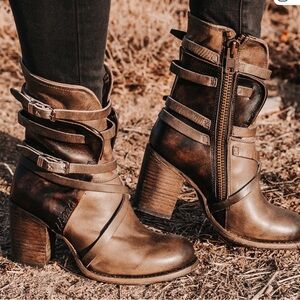 Freebird by Steven Boots - Baker Brown Leather Size 9